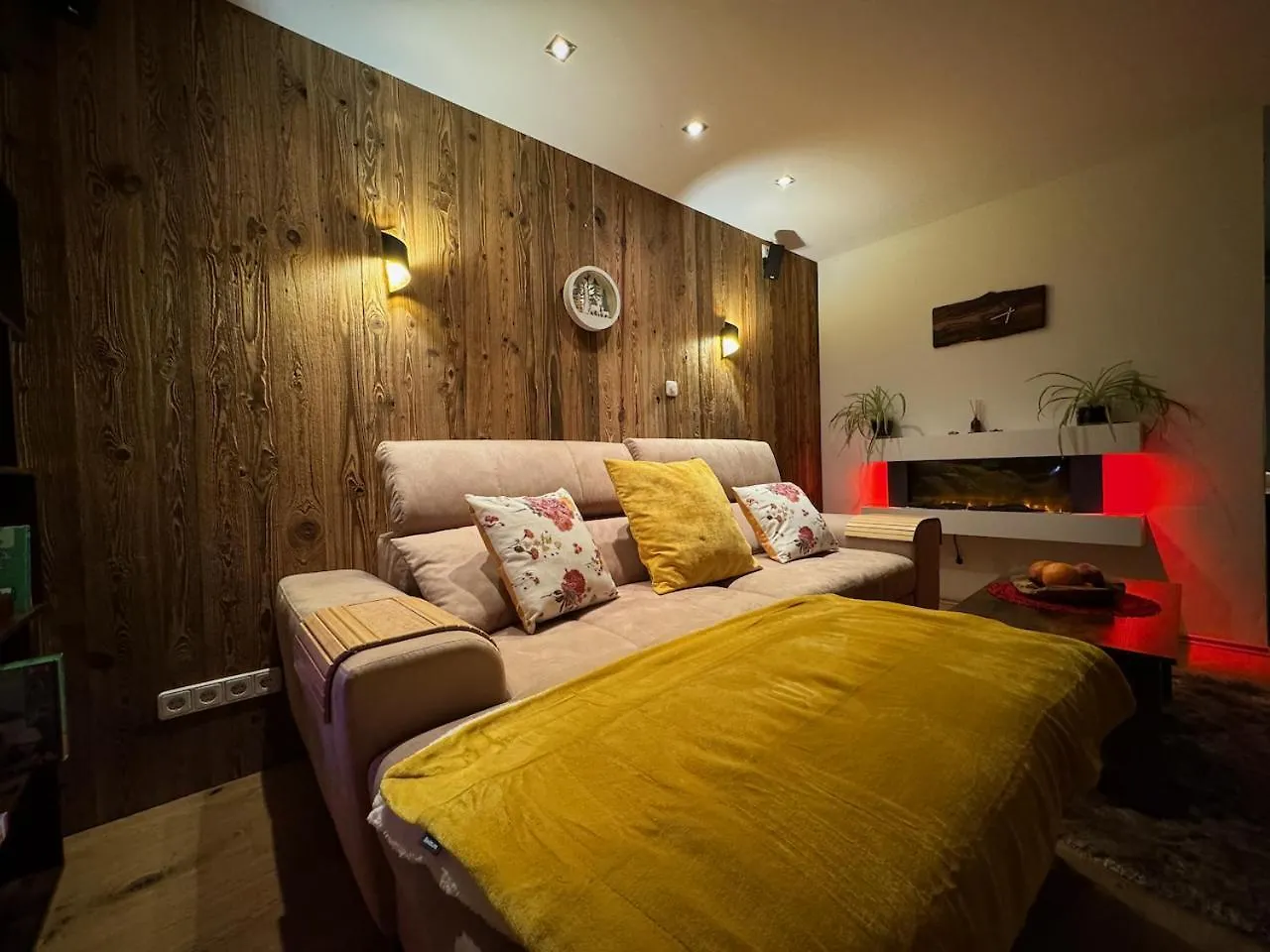 3-Room Apartment With Sauna And Pool & Walk To Slopes - Jokercard Included Saalbach-Hinterglemm