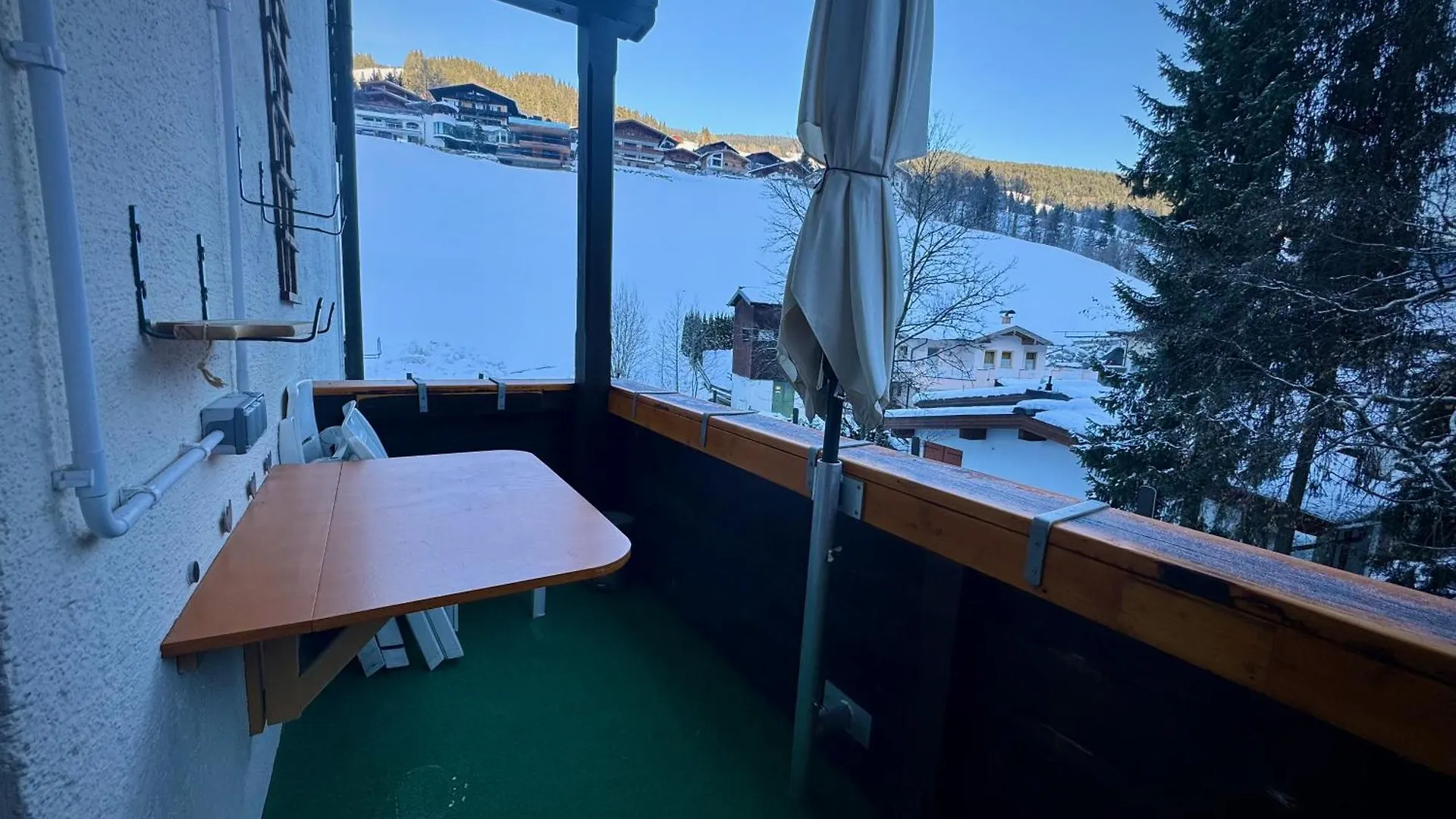 3-Room Apartment With Sauna And Pool & Walk To Slopes - Jokercard Included Saalbach-Hinterglemm 0*,  Österrike